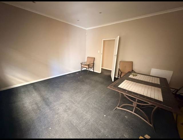 3 BEDROOM FREESTANDING TO LET IN MILL PARK